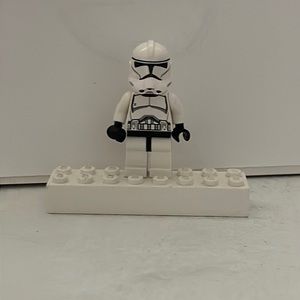 Lego clone mini-fig minor wear